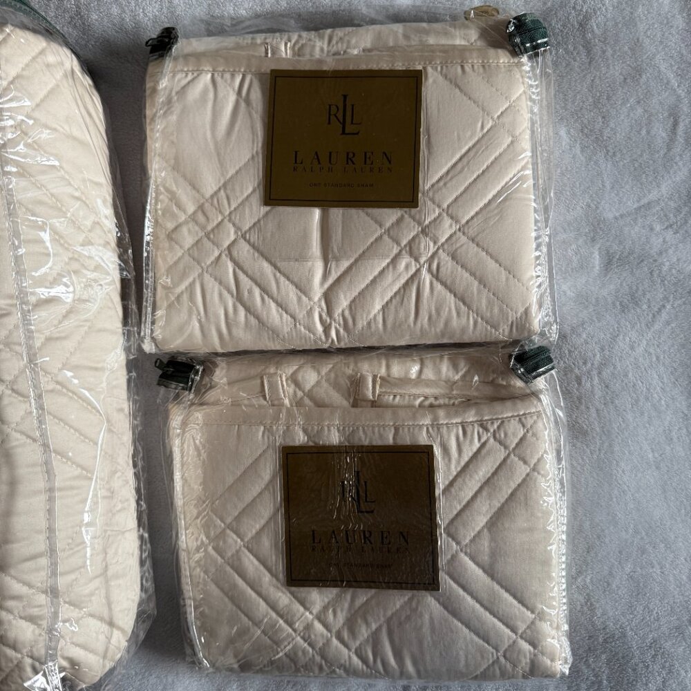 Ralph Lauren Antoinette Sateen Quilted Standard Shams and Queen Quilt - Picture 4 of 9
